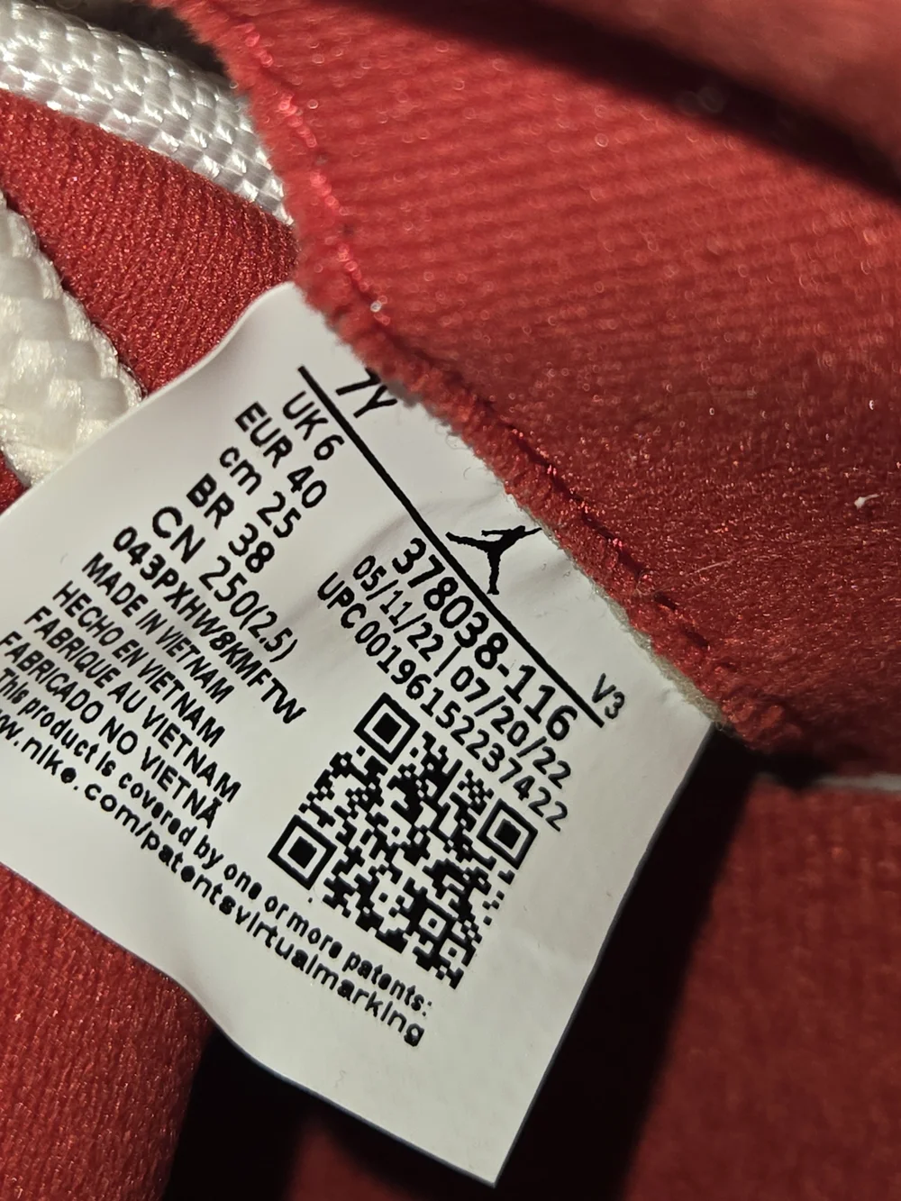Jordan 11 Retro Cherry